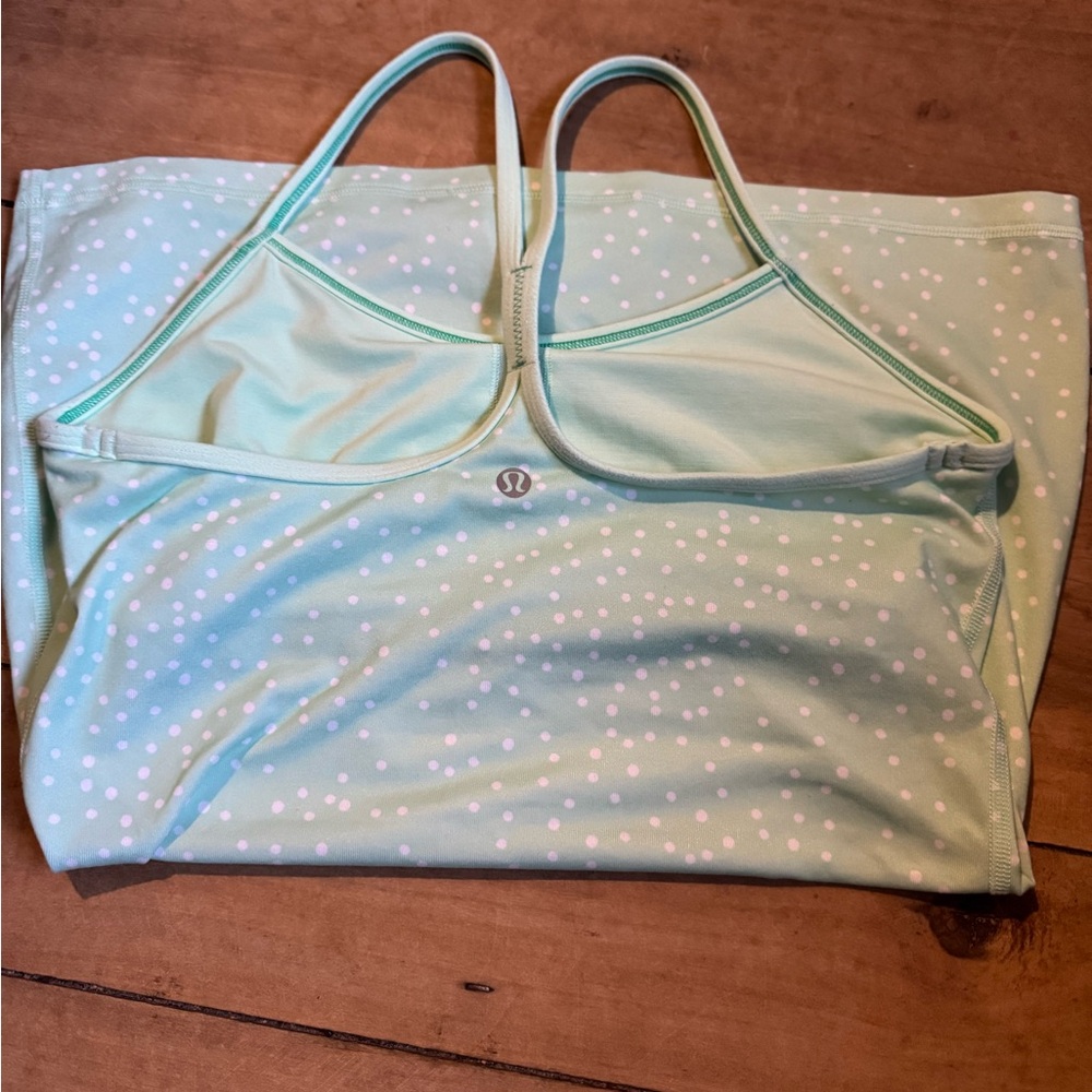 Lululemon bundle - Picture 4 of 6